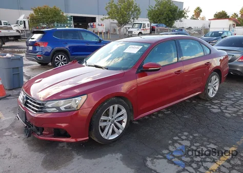 2019 Volkswagen Passat 2.0T Wolfsburg Edition z USA, uszkodzony, nr VIN 1VWLA7A34KC009469